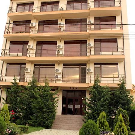 Hotel Cristal Нэводари Экстерьер фото